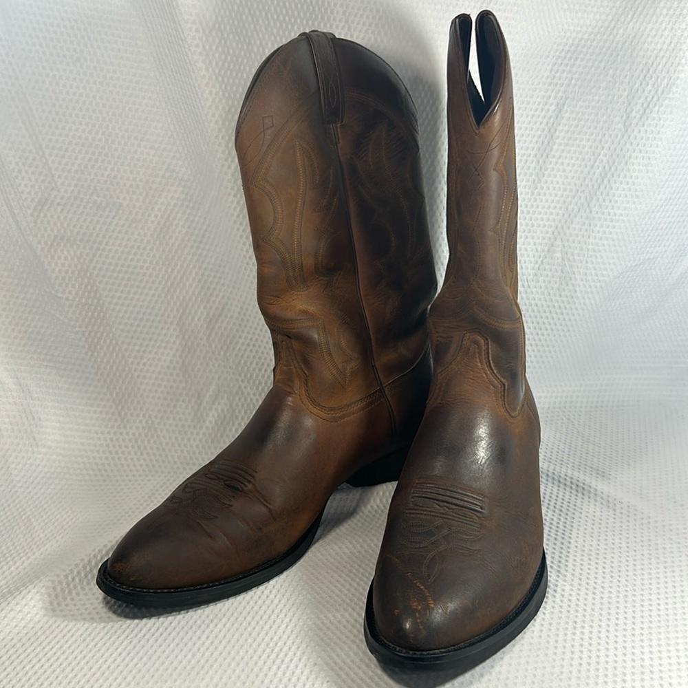 Men’s Justin boots